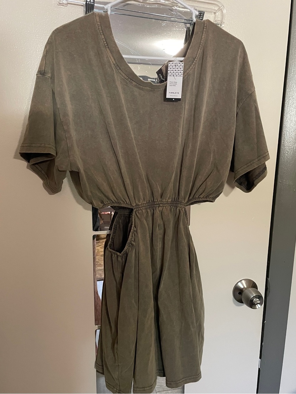 NWT NEW Heyson Women’s Olive Acid Wash Cut Out T-shirt Romper 1 pc shorts size M